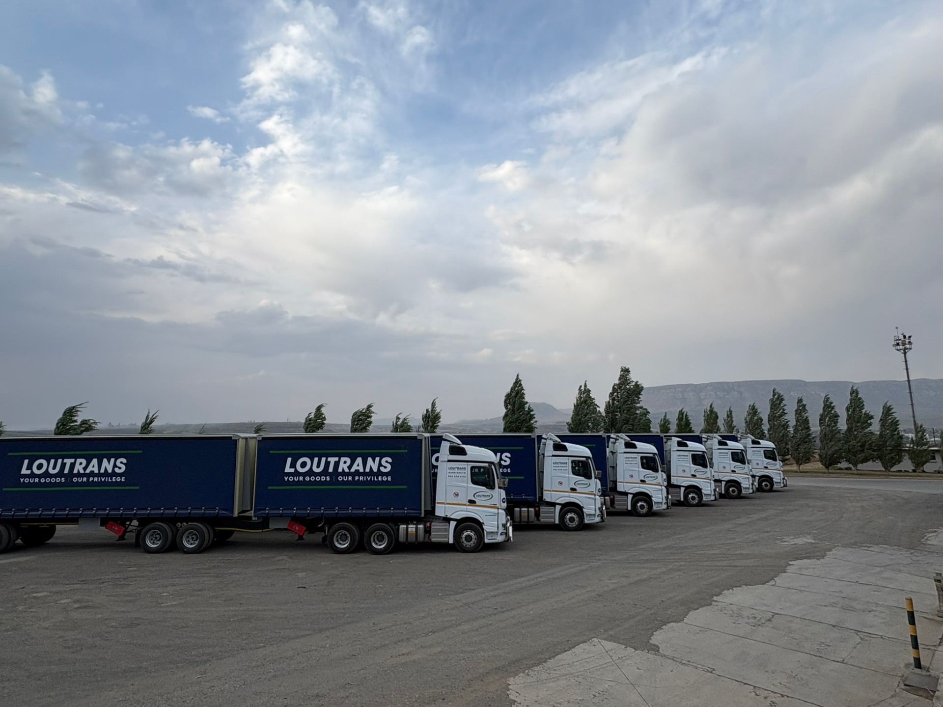 Loutrans fleet on the N3 corridor at sunset